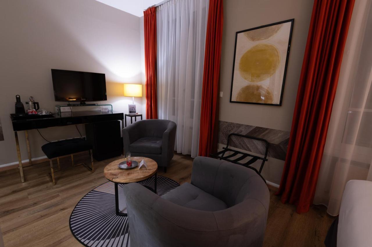 Grand Hotel Du Tonneau D'Or Belfort Kültér fotó