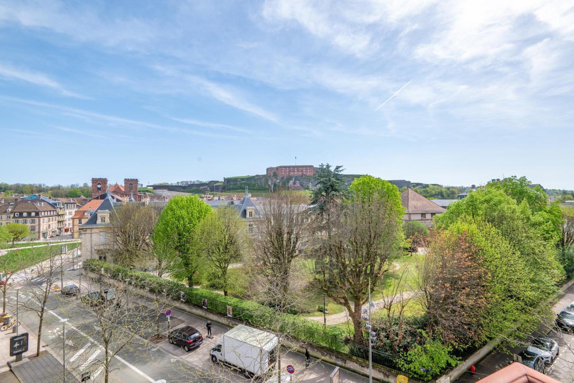 Grand Hotel Du Tonneau D'Or Belfort Kültér fotó