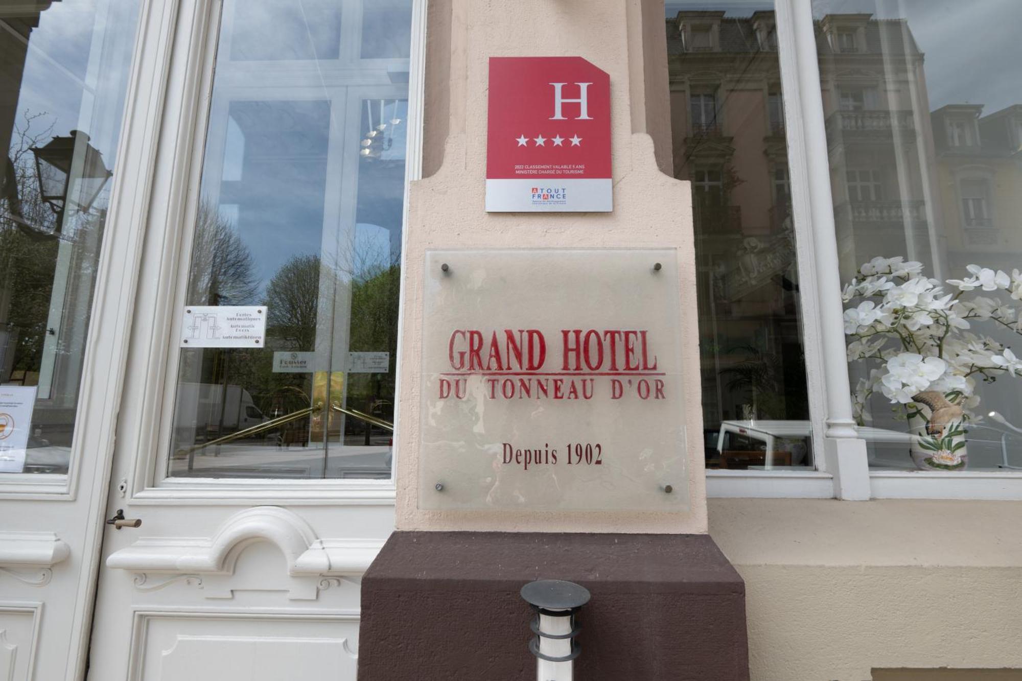 Grand Hotel Du Tonneau D'Or Belfort Kültér fotó
